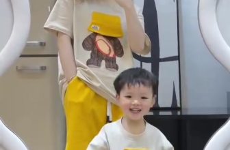 [🆕🇻🇳] NhungThi Designing – Thời trang thiết kế xu hướng mới 🧑‍🧒❤️️👶⭐️ Ưu đãi 35% bộ đồ đôi đôi mẹ bé đủ size 7-65kg
– Chất liệu vải thoáng mát, mặc dễ chịu
– Nhận hàng được kiểm tra hàng
– Hỗ trợ đổi size khi không mặc vừ , shares-0✔️ , likes-24❤️️ , date-2023-05-05 13:40:27🇻🇳🇻🇳🇻🇳📰🆕