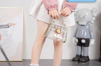 [🆕🇻🇳] Đậu’s House – Chuyên quần áo trẻ em xuất khẩu, xuất dư xịn 🧑‍🧒❤️️👶⭐️  Item khum thể thiếu cho bé gái đâu ạ
Sốp lùng mãi mới được một em giày búp bê vừa sang vừa cưng thế này đấy ạ
Đi lại còn êm chân nứa
Phối đồ nào cũng  , shares-0✔️ , likes-0❤️️ , date-2023-11-14 22:00:09🇻🇳🇻🇳🇻🇳📰🆕