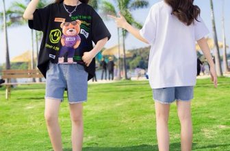 [🆕🇻🇳] Beeshop – Thiết kế & Thời trang 🧑‍🧒❤️️👶⭐️ Set áo cotton in hình gấu mềm mại, thấm hút mồ hôi cực tốt, quần sooc jeans thời trang cá tính cho bé diện hè Bé có thể mặc cả set hoặc tách rời mix kiểu k , shares-0✔️ , likes-23❤️️ , date-2023-06-08 01:30:01🇻🇳🇻🇳🇻🇳📰🆕