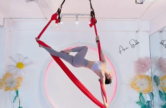 [🆕🇻🇳] Ann Studio – Aerial Yoga – YOGA | AERIAL | LYRA I SLING 🧘 Top1Yoga 🤸🏻‍♀️ Với mục tiêu chính là giảm mỡ toàn thân, giảm eo bụng để chị em mình có thể thoả sức diện những outfit mình thích, tự tin khoe eo xinh đón hè nàyCòn chờ , shares-0✔️ , likes-3❤️️ , date-2023-08-02 02:38:31🇻🇳🇻🇳🇻🇳📰🆕