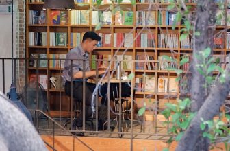 [☕️🇻🇳] Nhã Nam Books N’ Coffee 🥤 Top1Coffee ☕️ Hiệu sách của những giấc mơ là nơi tập trung mật độ dân số có vẻ ngoài điển trai, xinh gái cao và ở đây có đủ góc để nhân viên c , shares-1✔️ , likes-124❤️️ , date-2023-08-16 20:31:47🇻🇳🇻🇳🇻🇳📰🆕