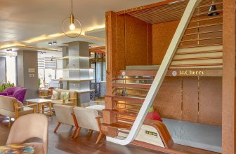 [☕️🇻🇳] Coffee Red 🥤 Top1Coffee ☕️ Bạn cần một không gian yên tĩnh để tập trung làm việc?Khu VIP lầu 2 chính là lựa chọn lý tưởng để bạn họp bàn công việc, làm v , shares-0✔️ , likes-6❤️️ , date-2023-08-23 11:00:01🇻🇳🇻🇳🇻🇳📰🆕