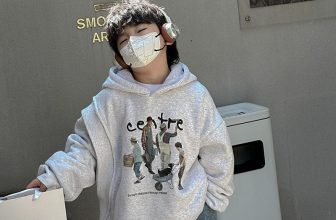 [🆕🇻🇳] BABYBUYvip – chuyên giày dép – quần áo cao cấp cho bé yêu 🧑‍🧒❤️️👶⭐️ NEW Autumn-winter collection
HÀNG CÓ SẴN
Hay hơn order là hàng có sẵn số lượng nên nhỡ không vừa còn đổi size đổi mẫu ạ
Đồ thu-đông đằng nào mẹ cx phải mu , shares-1✔️ , likes-3❤️️ , date-2023-10-04 02:58:10🇻🇳🇻🇳🇻🇳📰🆕