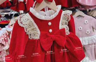 [🆕🇻🇳] SHOP MẸ CHÍP – chuyên cung cấp quần áo và phụ kiện cho mẹ và bé rẻ, đẹp 🧑‍🧒❤️️👶⭐️ Đầm váy, yếm kèm áo cho bé diện Tết noel xinh hết nấc ạ. 165k 1 sét size 6-14kg
, shares-0✔️ , likes-30❤️️ , date-2023-11-27 23:53:13🇻🇳🇻🇳🇻🇳📰🆕