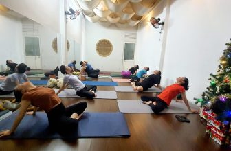 [🆕🇻🇳] LY Yoga là nơi mà mọi người có thể dành vài phút để lắng nghe cơ thể của mình 🧘 Top1Yoga 🤸🏻‍♀️ Để mỗi buổi tập yoga được hiệu quả, thì bạn cần ổn định.
Có thể ngày hôm nay bạn mệt mỏi, lo lắng và bực bội. Cũng có thể hôm đó là một ngày bình yên và tĩ , shares-0✔️ , likes-3❤️️ , date-2023-12-05 15:20:40🇻🇳🇻🇳🇻🇳📰🆕