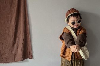 [🆕🇻🇳] Tiệm nhà Min – Shop chuyên quần áo trẻ em hàng QCCC, phong cách Hàn Quốc 😎❤️️⭐️ New arrivals at the store
Quần ngố len thừng hàn xẻng
Color: rêu, ghi
Size: 80-120
Hàng sẵn mẹ chấm(.) để tư vấn và báo giá nhé
Shopee mall:  #qccc #k , shares-0✔️ , likes-9❤️️ , date-2023-12-18 03:52:55🇻🇳🇻🇳🇻🇳📰🆕