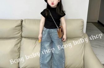 [🆕🇻🇳]  Suri baby kids – Thời trang cho bé thiết kế, hàng QC Cao Cấp 😎❤️️⭐️ HOTT CHẤN ĐỘNG HÀNG VỀ ĐẸP NHẤT NĂM NAY SALE 50%%% RỒI ĐÂY Ạ
Em lên combo 2 set siu rẻ kèm miễn ship cho các mom lựa chọn nha
ĐỦ size 8-35kg
Nhận hàng đ , shares-27✔️ , likes-15K❤️️ , date-2023-12-12 16:29:12🇻🇳🇻🇳🇻🇳📰🆕