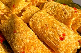 [🆕🇻🇳] Khô Bò Đặc Sản Củ Chi 🍔 Top1Food 🍜 Combo ăn vặt đỉnh nhất nhà em, Khô Bò Miếng Củ Chi và Mực Cán Tẩm Gia Vị Bình Định, anh chị đã thử chưa???Khô bò nhà em với gia vị truyền thống hơn 20 nă , shares-0✔️ , likes-9❤️️ , date-2023-12-13 17:14:07🇻🇳🇻🇳🇻🇳📰🆕