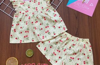 [🆕🇻🇳] Siro Kids – Chuyên sản xuất, mua bán đồ bộ trẻ em cao cấp sỉ và lẻ 😎❤️️⭐️  ĐỒ BỘ XINH MÁT CHO BÉ
Còn ít lẻ size cho bé 23kg trở xuống(tùy mẫu)
Giá sale  chỉ 70k/1bộ
Chất kate cotton mềm mát
Mom ib shop gởi mẫu theo sz bé ạ , shares-0✔️ , likes-11❤️️ , date-2024-01-02 18:16:07🇻🇳🇻🇳🇻🇳📰🆕