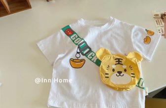 [🆕🇻🇳] SUMO. Kids -Thời trang trẻ em 🧑‍🧒❤️️👶⭐️ Đỏ là thấy tết
Túi này đựng lì xì thì hết ý rồi các mom nha
Lẻ size sale sốc
, shares-1✔️ , likes-15❤️️ , date-2024-01-06 16:00:54🇻🇳🇻🇳🇻🇳📰🆕