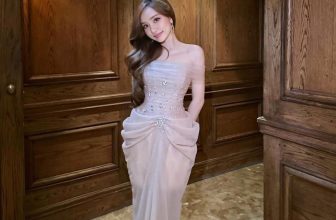 [🔑🇻🇳] L’amour Dress – Cho thuê váy thiết kế cao cấp 🤝 Top1Rent 🔑  1 chiếc váy màu nude cực nịnh da và đính đá thủ công sáng lấp lánh, lại vô cùng tôn dáng
Mời các chị em book lịch để diện party cuối năm nha  L’amour Dre , shares-4✔️ , likes-25❤️️ , date-2024-01-07 21:10:45🇻🇳🇻🇳🇻🇳📰🆕