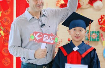 [🆕🇻🇳] EUC – Hệ Thống Trung Tâm Anh Ngữ Quốc Tế Cambridge 📚 Top1Learn 📕 Your hard study has been paid off. Congratulations to my love. Congratulations on your graduation!=================
Học tiếng Anh chuẩn Cambridge đầy đủ  , shares-6✔️ , likes-41❤️️ , date-2024-01-21 21:10:07🇻🇳🇻🇳🇻🇳📰🆕