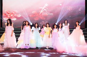 [🆕🇻🇳] Những Bông Hoa Nhỏ (AnBi Kids) 😎❤️️⭐️ VietnamBeautyFashionAwards
BST trong đêm vinh danh giải thưởng người mẫu của năm của NTK nhí AnBie
#nhungbonghoanho #AnBie
, shares-0✔️ , likes-11❤️️ , date-2024-01-24 20:49:55🇻🇳🇻🇳🇻🇳📰🆕
