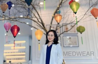 [🆕🇻🇳] Medwear – Thương hiệu thời trang y tế 👕 Top1Fashion 👗  Đầu năm nhận Feedback, cả năm vui
Mới đầu năm mà Medwear đã nhận được rất nhiều hình feedback xinh đẹp của quý khách hàng.
Cảm ơn Bác sĩ Phương đã gửi hình , shares-0✔️ , likes-17❤️️ , date-2024-02-12 23:03:07🇻🇳🇻🇳🇻🇳📰🆕