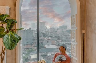 [☕️🇻🇳] Sam Rooftop Coffee 🥤 Top1Coffee ☕️ Nghe nói lên Sam dễ có người iu lắm cơ mà sao tui chẳng thấy đâu nhỉ ???
Hãy trốn lên #Sam để được hít tí không khi trong lành  , shares-0✔️ , likes-6❤️️ , date-2024-05-11 19:21:03🇻🇳🇻🇳🇻🇳📰🆕