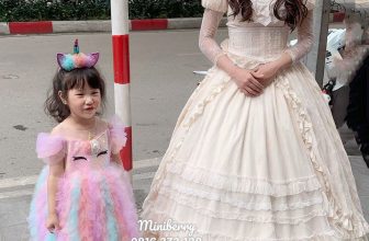 [🆕🇻🇳]  Váy Công Chúa – Miniberry  – Váy công chúa thiết kế chất liệu cao cấp, mềm mại cho bé gái 🧑‍🧒❤️️👶⭐️ Feedback đáng iu của công chúa nhỏ—————————
CAM KẾT ẢNH THẬT DO SHOP TỰ CHỤP
• Hotline : 0916.373.129 (iMess/Zalo)
• Vui Lòng Hẹn Shop Trước Khi Qua – Đị , shares-0✔️ , likes-3❤️️ , date-2024-02-23 21:41:57🇻🇳🇻🇳🇻🇳📰🆕