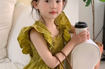[🆕🇻🇳] Cara Sweet – Sản xuất và phân phối hàng thiết kế trẻ em 😎❤️️⭐️ GIRL’S CLOTHES
Một chiếc đầm tiểu thư, xinh, sang ạ
Chi tiết smocking và tay cánh tiên làm điểm nhấn
Bé mặc yêu ơi là yêu ý
Chất thô cotton mềm mát
Mu , shares-0✔️ , likes-2❤️️ , date-2024-03-15 13:41:08🇻🇳🇻🇳🇻🇳📰🆕
