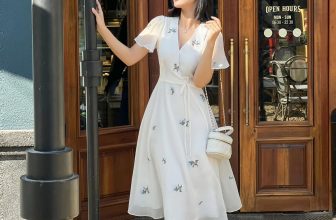 [🆕🇻🇳] Lep’ Daily – Live Gorgeous! 👕 Top1Fashion 👗  𝐍𝐞𝐰 𝐚𝐫𝐫𝐢𝐯𝐚𝐥Nhẹ nhàng, thanh tao với gam màu trắng tinh khôi, váy Lep’ vẫn sẽ giúp nàng nổi bật nhờ hoạ tiết hoa xanh bắt mắt. Diện lên mình chiếc váy xo , shares-0✔️ , likes-42❤️️ , date-2024-03-26 15:00:36🇻🇳🇻🇳🇻🇳📰🆕