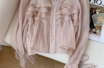 [🆕🇻🇳] May By Mây – Base on Ha Noi Online clothing B 👕 Top1Fashion 👗  Hoá thân thành nàng tiểu thư lãng mãn với thiết kế áo mới nhất nhà Mây
——-
May By Mây
Online Clothing Brand
Based in Hanoi
Instagram: maybymay.studio , shares-39✔️ , likes-773❤️️ , date-2024-03-19 20:41:05🇻🇳🇻🇳🇻🇳📰🆕