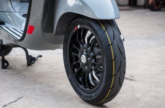 [🆕🇻🇳] Saigon MCP – CÔNG TY TNHH PHỤ KIỆN MÔ TÔ SÀI GÒN 🚗 Top1Go 🏍️  Mitas MC34 size theo xe Vespa Sprint
Made in Slovenia
Sizes : 110/70-12 – 120/70-12
Miễn Phí giao hàng toàn quốc.
Xem thêm tại website SaigonMCP:= , shares-0✔️ , likes-4❤️️ , date-2024-03-21 14:59:00🇻🇳🇻🇳🇻🇳📰🆕