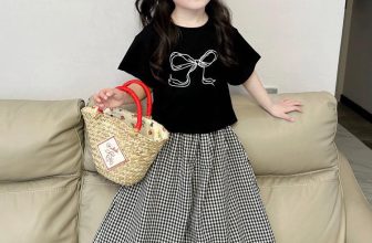 [🆕🇻🇳] danchau – Từ tình yêu dành cho những công chúa nhỏ 💓 🧑‍🧒❤️️👶⭐️ Muốn sang chảnh cứ diện set này bé nha, tin Danchau đi, set này diện là bùng nổ outfit đó, xinh xuất sắc xuất thần luônÁo đen cotton 4c siêu mềm mịn, co , shares-0✔️ , likes-15❤️️ , date-2024-04-30 19:36:29🇻🇳🇻🇳🇻🇳📰🆕