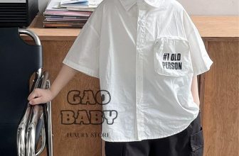 [🆕🇻🇳]  GẠO BABY STORE – Chuyên Hàng VNXK Thiết Kế Cao Cấp Cho Mẹ Và Bé 😎❤️️⭐️ Set này chuẩn 10 điểm không có nhưng
Bé trai mặc quần túi hộp là đẹp nhất luôn đó ạ
Đẹp trai, menly, phong cách thật sự, ưng lắm ạ
Áo chất thô cotton m , shares-0✔️ , likes-3❤️️ , date-2024-04-14 20:36:13🇻🇳🇻🇳🇻🇳📰🆕