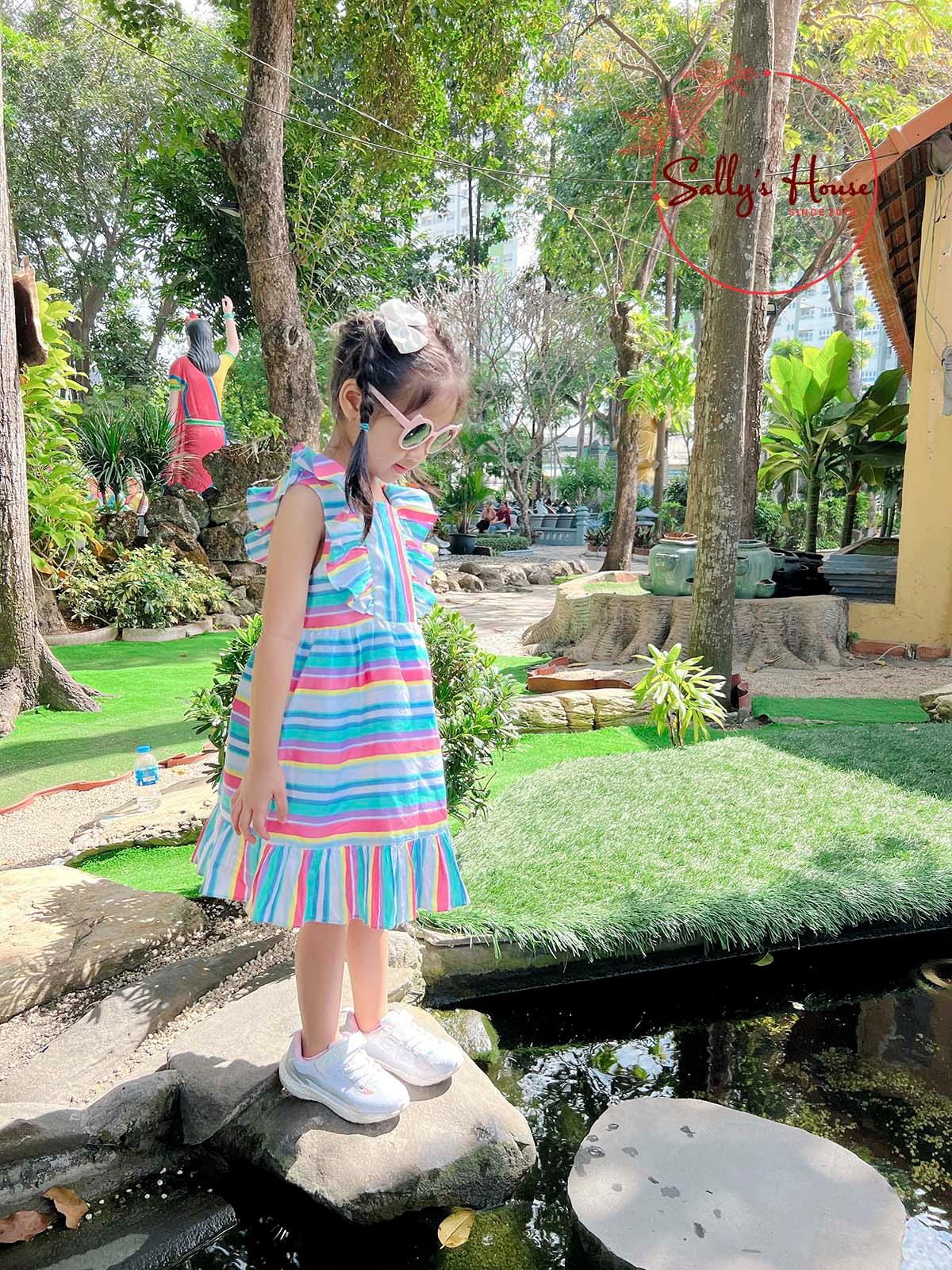 #Sale lẻ size.
Đầm sọc 7 sắc cầu vồng cho bé gái.
Chất vải : 100% cotton mềm mát
Size 1: 8-10 kg
Size 2: 10-12kg
Size 6: 22-25kg
Giá giảm #219k-> #1