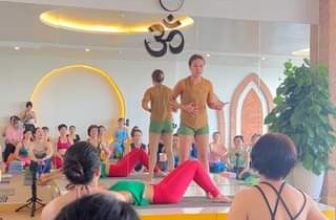 [🆕🇻🇳] Yogi Xuân 🧘 Top1Yoga 🧘 Liệu điều gì sẽ xảy ra khi thực hiện tư thế Bật bụng nhưng nghe tiếng kêu từ đường Â.m Đ.ạo?
YogiXuân.Vlog
#yoga #yogixuan #rajayoga #molungtren #yogata , shares-0✔️ , likes-397❤️️ , date-2024-06-10 00:00:45🇻🇳🇻🇳🇻🇳📰🆕