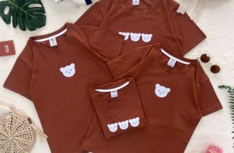 [🆕🇻🇳] Đồng Phục Gạo House – Là Xưởng sản xuất Áo Gia Đình, Áo Doanh Nghiệp, Công Ty, Áo Lớp, Áo Bảo Hộ… 👕 Top1Fashion 👗  Ngày lễ cận kề chắc hẳn mỗi gia đình đã đều có kế hoạch riêng. Chúc mọi người sẵn sàng và có kỳ nghỉ thật trọn vẹn. Nhớ mặc áo gia đình, áo nhóm Gạo và chụ , shares-0✔️ , likes-22❤️️ , date-2024-04-24 02:25:43🇻🇳🇻🇳🇻🇳📰🆕