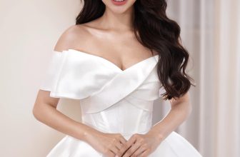 [🆕🇻🇳] Xưởng Váy Sweetie 🤵🏻 Top1Wedding 👰🏻   Một mẫu váy cao cấp không phải là một mẫu váy cưới đính kết lộng lẫy hay bồng xoè như công chúa trong cổ tích. Cao cấp với Sweetie đến từ chất liệu, đường , shares-0✔️ , likes-19❤️️ , date-2024-05-21 15:00:15🇻🇳🇻🇳🇻🇳📰🆕