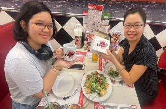 [🆕🇻🇳] Eddies D1 Diner – Eddie’s District 1 serves Authentically American Cuisine in our Original 1950’s Style Diner 🍔 Top1Food  🍜  Happy Mother’s Day from Eddie’s Deli & Diner where we are giving Mom’s a gift she will really cherish!Today, May 12th every mom dining with us receive , shares-0✔️ , likes-9❤️️ , date-2024-05-11 19:21:36🇻🇳🇻🇳🇻🇳📰🆕