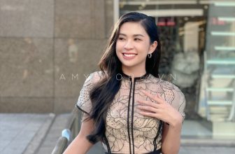 [🆕🇻🇳] Amy Store – nhãn hiệu thời trang thiết kế cao cấp, trẻ trung, hiện đại, nữ tính và thanh lịch 👕 Top1Fashion 👗   𝐌𝐂 𝐂𝐚̂̉𝐦 𝐓𝐮́ đa dạng phong cách thời trang từ đời thường đến sân khấu, bung tỏa ánh sáng tài năng và vẻ đẹp sắc vóc rạng rỡ với AMY.Nổi bật với nét đẹp  , shares-0✔️ , likes-73❤️️ , date-2024-05-22 14:00:21🇻🇳🇻🇳🇻🇳📰🆕
