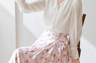 [🆕🇻🇳] Alicia Clothes – Thời trang xuất khẩu 👕 Top1Fashion 👗  𝐇𝐎𝐓! 𝐒𝐞𝐭 á𝐨 + 𝐜𝐡â𝐧 𝐯á𝐲 𝐦ã 𝐝𝐢ệ𝐧 𝐝á𝐧𝐠 𝐧𝐠ắ𝐧!
Hot trend chân váy mã diện nhìn mê mẩn các ce ah! Mẫu mới dáng midi dài ngang bắp chân cách điệu vừa vintage lại  , shares-3✔️ , likes-38❤️️ , date-2024-05-05 19:13:21🇻🇳🇻🇳🇻🇳📰🆕