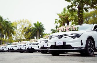 [🆕🇻🇳] Xanh SM – Dịch vụ di chuyển bằng xe điện đầu tiên tại Việt Nam 🚗 Top1Go 🏍️  Nhà có Hỷ  Ghi dấu ấn với dàn xe Xanh Wedding hoành tráng
Là dàn xe hoàn mỹ chàng tự tay lựa chọn để rước nàng về dinh, đánh dấu một khởi đầu mới
Cũng có , shares-28✔️ , likes-27K❤️️ , date-2024-05-16 17:28:00🇻🇳🇻🇳🇻🇳📰🆕