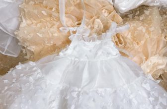 [🆕🇻🇳]  ChuChoa Kids – Chuyên hàng thiết kế trẻ em 🧑‍🧒❤️️👶⭐️ Váy công chúa 2 dây hoạ tiết ren bướm bên e về thêm đủ size rồi ạ
, shares-0✔️ , likes-13❤️️ , date-2024-04-16 00:25:56🇻🇳🇻🇳🇻🇳📰🆕