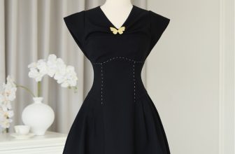 [🆕🇻🇳] YAME – For the love of black & white 👕 Top1Fashion 👗  𝑩𝒖𝒕𝒕𝒆𝒓𝒇𝒍𝒚 𝑲𝒊𝒔𝒔𝒆𝒔 | 𝐕𝐚𝐫𝐲𝐨 𝐃𝐫𝐞𝐬𝐬Quý cô công sở chắc chắn không thể bỏ qua thiết kế 𝑽𝒂𝒓𝒚𝒐 𝑫𝒓𝒆𝒔𝒔 thuộc 𝐁𝐒𝐓 𝐌𝐢𝐬𝐬 𝐄𝐥𝐞𝐠𝐚𝐧𝐜𝐞 ‘𝟐𝟒 mới nhất đến từ YAME.Thiết kế , shares-3✔️ , likes-27❤️️ , date-2024-05-02 01:03:26🇻🇳🇻🇳🇻🇳📰🆕