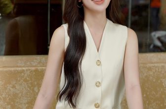 [🆕🇻🇳] 2Fleurs – You can have anything you want if you dress for it 👕 Top1Fashion 👗  𝗡𝗘𝗪 𝗜𝗡 | 𝗟𝗲𝗶𝗹𝗮 𝘀𝗲𝘁“𝐋𝐞𝐢𝐥𝐚 𝐬𝐞𝐭 – khi sự tối giản lên ngôi”Chất liệu cao cấp được chọn lọc kỹ lưỡng, kết hợp cùng tông màu kem đặc trưng của nhà 2Fleurs, , shares-16✔️ , likes-302❤️️ , date-2024-05-03 03:55:38🇻🇳🇻🇳🇻🇳📰🆕