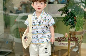 [🆕🇻🇳] ZOO KIDS 🧑‍🧒❤️️👶⭐️  “ Cute hột me “ với outfit set sơ mi Mickey công tử sang chảnh, siêu đáng yêu
Thiết kế cổ vest sành điệu. Tone màu trắng tinh khôi công tử bảnh bao
Hoạ , shares-0✔️ , likes-9❤️️ , date-2024-05-01 14:49:55🇻🇳🇻🇳🇻🇳📰🆕