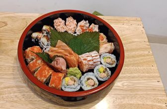 [🆕🇻🇳] Tiến sushi  (Tiến Nhật- Thuỷ sushi) – Bán ăn tại quán, nhận ship hàng và mua mang về 🍔 Top1Food  🍜 Tiến sushi gửi tới Quý khách hàng các set bên Tiến.  Tiến nhận ship và bán ăn tại quán và trên các app ( Shoppe- Grab). Free ship Bill 500k bán kính 5km
03 , shares-1✔️ , likes-2❤️️ , date-2024-05-07 00:47:50🇻🇳🇻🇳🇻🇳📰🆕