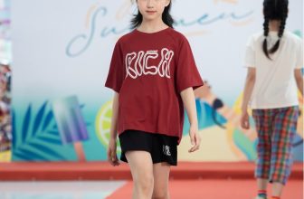 [🆕🇻🇳] LiTibaby – Thương hiệu thời trang trẻ em Việt 😎❤️️⭐️  Bộ mùa hè bé trai, bé gái LITIBABY ngắn tay in chữ Rick cho bé 19kg – 55kg
Xem giá:
–
–
∎ Chất cotton mềm mịn, thoáng mát,  , shares-0✔️ , likes-4❤️️ , date-2024-05-16 00:13:01🇻🇳🇻🇳🇻🇳📰🆕