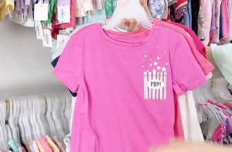 [🆕🇻🇳] Mẹ Bella – Quần Áo Trẻ Em Xuất Khẩu 😎❤️️⭐️ Siêu xinh – Siêu rẻ
Ib ngay để được tư vấn về size số, mẫu mã nha cả nhà yêu
#aothun #quanaotreem #baby # trend #xuhuong
, shares-0✔️ , likes-5❤️️ , date-2024-06-27 23:12:44🇻🇳🇻🇳🇻🇳📰🆕