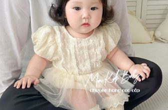 [🆕🇻🇳] Mon Baby Kids – 𝐂𝐇𝐔𝐘𝐄̂𝐍 𝐐𝐔𝐀̂̀𝐍 𝐀́𝐎 𝐓𝐑𝐄̉ 𝐄𝐌 𝐂𝐀𝐎 𝐂𝐀̂́𝐏. 𝐓𝐔𝐘𝐄̂̉𝐍 𝐒𝐈̉ 𝐂𝐊 𝐂𝐀𝐎❤️ 😎❤️️⭐️ Gọi em là kẹo
Vì em ngọt ngào như Alpenliebeee
– shop đủ cỡ 3-12ki nhaa
– mặc đầy tháng, thôi nôi, chụp ảnh iu lắm lun
SHIP COD TOÀN QUỐC – NHẬN HÀNG , shares-2✔️ , likes-129❤️️ , date-2024-06-03 19:50:55🇻🇳🇻🇳🇻🇳📰🆕