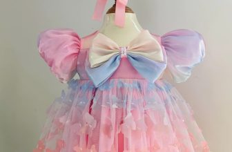 [🆕🇻🇳] Nấm baby SG – Thiết kế và may đầm công chúa 🧑‍🧒❤️️👶⭐️ Hoàng hôn có hẹn chân trời
Còn em có hẹn 1 đời tươi xinh..
Nhận đặt may và thiết kế theo mẫu có sẵn
Khách lẻ được hỗ trợ đổi size khi không vừa…
Nhận h , shares-1✔️ , likes-5❤️️ , date-2024-05-26 17:38:58🇻🇳🇻🇳🇻🇳📰🆕