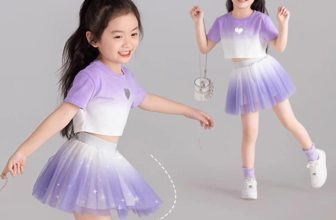 [🆕🇻🇳] Pluto Kids – Sỉ, lẻ Qate 😎❤️️⭐️ Riêng với em là Ưng cái tone Tím Pastel này lắm rồi ạ
Áo crop cùng chân váy , ulatroi nó đẹp mê hồn.
Mẫu này có size 16-40kg nên chị em mặc đôi quá xinh, , shares-14✔️ , likes-587❤️️ , date-2024-05-24 14:30:49🇻🇳🇻🇳🇻🇳📰🆕