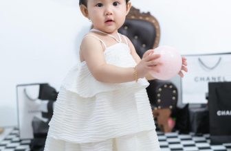 [🆕🇻🇳] P’ti Chou – Thời trang thiết kế dành cho trẻ em 😎❤️️⭐️ Gấp đôi vẻ đáng yêu
Với những bạn nhỏ xíu, Larmer bồng bềnh, thêm phần lũn chũn dễ thương. Với các bạn lớn, Larmer lại khiến các bé trông duyên dáng và nữ , shares-0✔️ , likes-7❤️️ , date-2024-05-22 18:10:05🇻🇳🇻🇳🇻🇳📰🆕