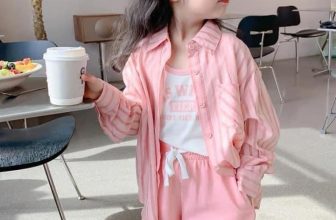 [🆕🇻🇳]  Tiệm cô Kul by Dinh Thuong luôn mang tới những sản phẩm chất lượng, đẹp mắt, theo trend 🧑‍🧒❤️️👶⭐️ Xuất sắc luôn nha!
Mẹ nào thích cá tính chốt set này nhé! Set 3CT full option mà giá chỉ bằng 1 bộ thông thường. Kiểu này các mẹ cho con mặc full hay tách , shares-1✔️ , likes-0❤️️ , date-2024-05-20 14:58:19🇻🇳🇻🇳🇻🇳📰🆕