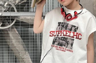 [🆕🇻🇳]  Voi Kun – Thời trang trẻ em có sẵn – Hàng Quảng Châu 🧑‍🧒❤️️👶⭐️  Chiếc áo ba lỗ mát lịm, có vệt rách cá tính, vô cùng thoải mái ! Có size 100-160 ạ !
Link shopee áo:
Link shopee quần jean rách:
Link shopee băng đô: , shares-0✔️ , likes-5❤️️ , date-2024-05-21 20:58:31🇻🇳🇻🇳🇻🇳📰🆕