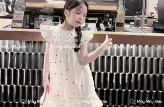 [🆕🇻🇳]  Mây Mây Kids – Cửa hàng quần áo 🧑‍🧒❤️️👶⭐️ Gu ải gu aii :)))
Váyu chấm bi tay hến siêu xinhh mát mà tiểu thơ dã mann í,chất vải thô mỏng mịn mát đẹpp lắm nhá ạ
E mới đăng nhóm mà đã vơi sz mất rùi , shares-1✔️ , likes-14❤️️ , date-2024-05-26 14:56:51🇻🇳🇻🇳🇻🇳📰🆕