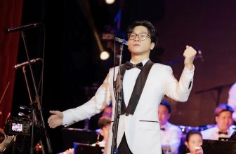 [🆕🇻🇳] Xưởng Váy Sweetie 🤵🏻 Top1Wedding 👰🏻  Chúng tôi tự hào là đơn vị cung cấp suit cho rất nhiều nghệ sĩ hiện tại . Rất cảm ơn các anh đã luôn tin tưởng và đồng hành ạTư vấn và đặt lịch :
MAY ĐO , shares-0✔️ , likes-5❤️️ , date-2024-05-21 19:23:58🇻🇳🇻🇳🇻🇳📰🆕