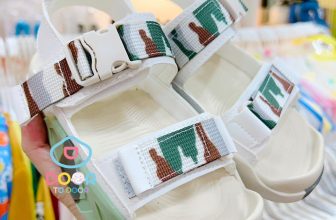 [🆕🇻🇳]  Door to door – Chuyên quần áo, giày dép và phụ kiện cho bé 😎❤️️⭐️ Sandal camo cool ngầu đã lên kệ với size 30-31 mẹ nhé!!!
Chất liệu cao su cực êm, mềm, dễ vệ sinh và không thấm nước.
Thiết kế quai dán dễ mang cùng đế chố , shares-0✔️ , likes-0❤️️ , date-2024-05-31 20:39:24🇻🇳🇻🇳🇻🇳📰🆕